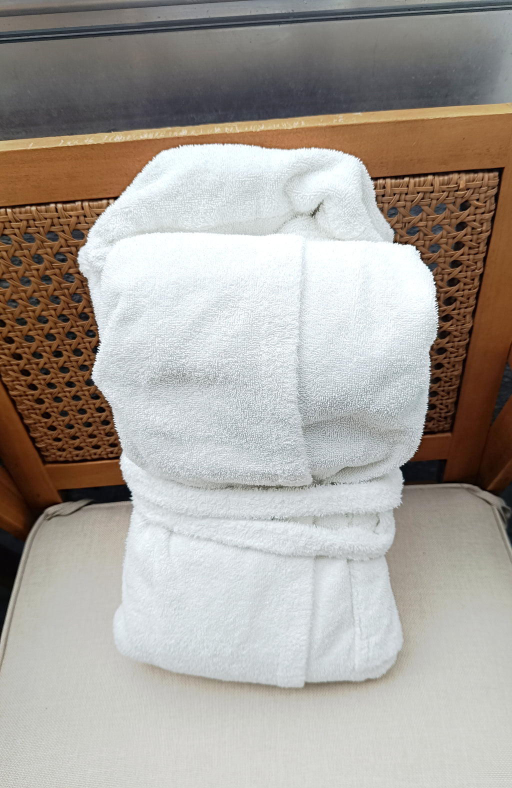 Peignoir blanc 100% coton éponge- Qualité hôtellerie & Spa