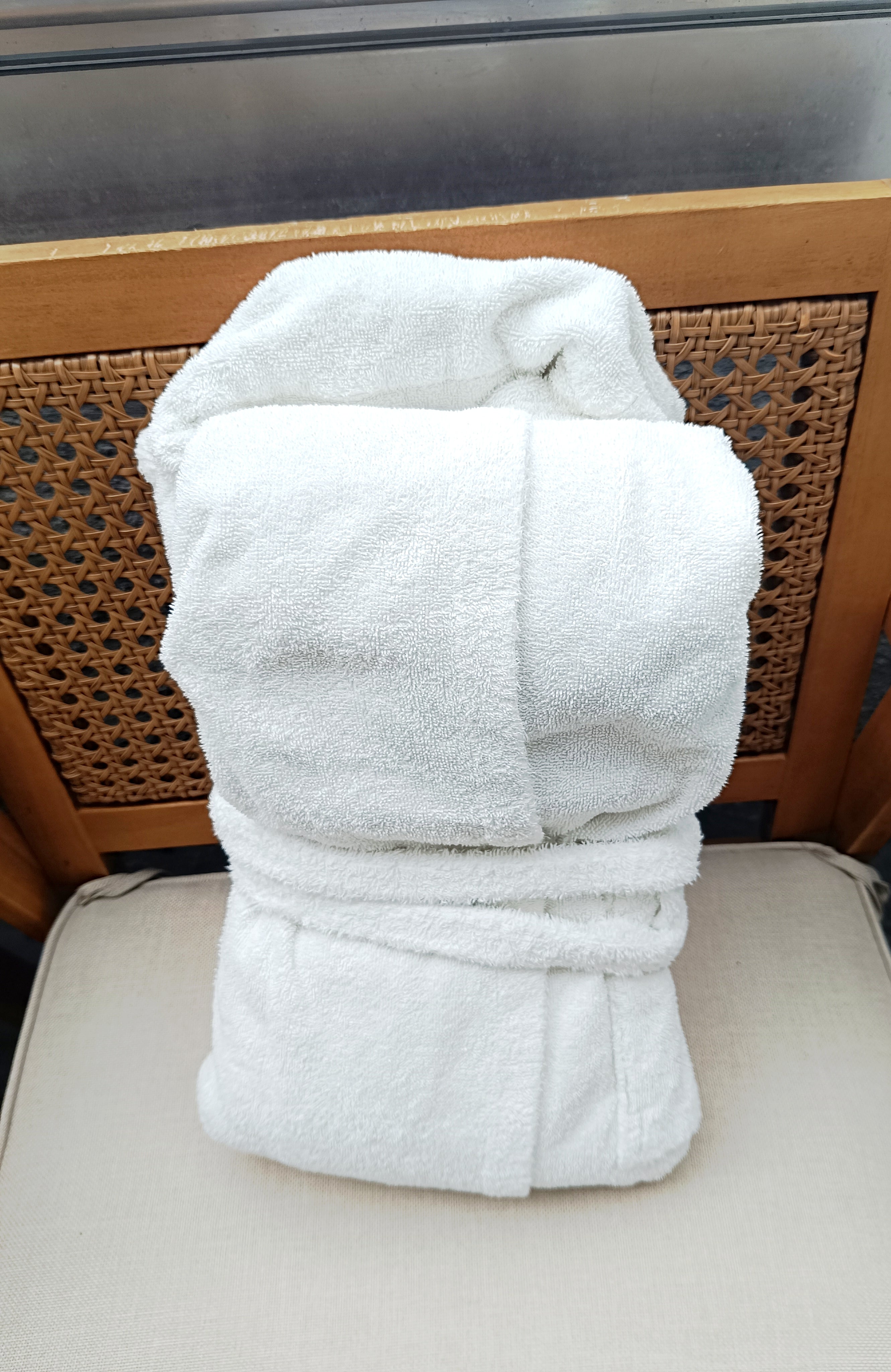 Peignoir blanc 100% coton éponge- Qualité hôtellerie & Spa